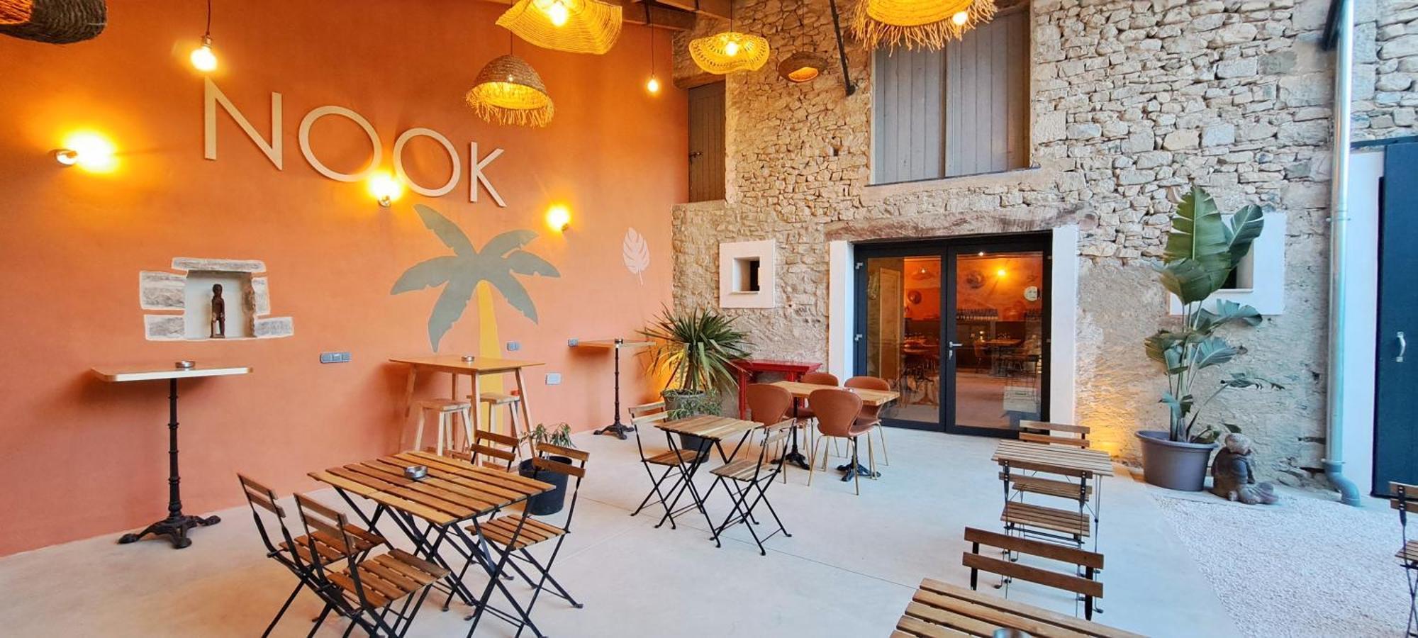 Mazet En Provence Pour 4, Piscine Chauffee Privee, Jardin Clos Prive, Barbecue, Chiens Admis Sainte-Jalle Экстерьер фото